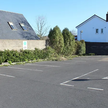 Hotel Talbot Stillorgan 4*