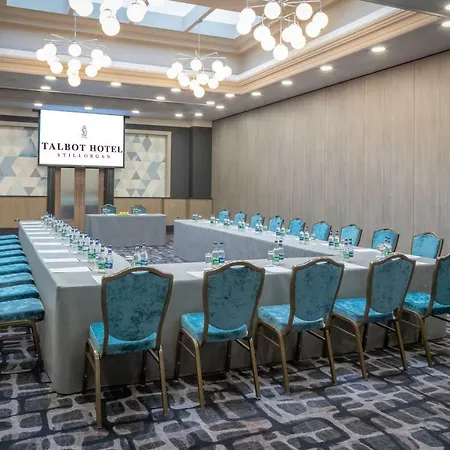 Hotel Talbot Stillorgan 4*