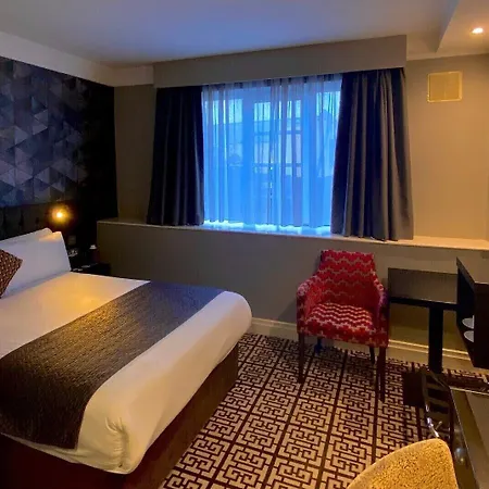 Talbot Stillorgan Szálloda 4*