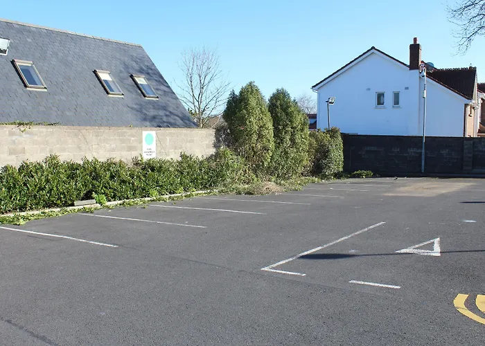 Hotel Talbot Stillorgan 4*