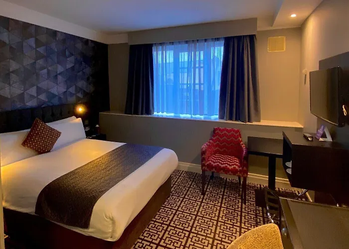 Talbot Stillorgan מלון 4*